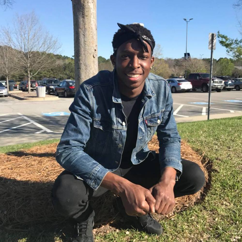 Meet your Posher, Trayon